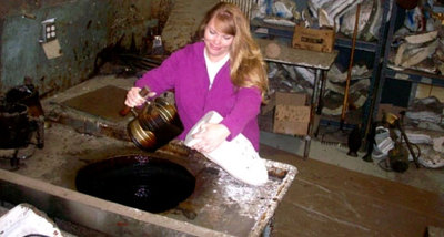 Amy Hosterman of Rocky Mountain Bronze Shop in Loveland Colorado works with wax